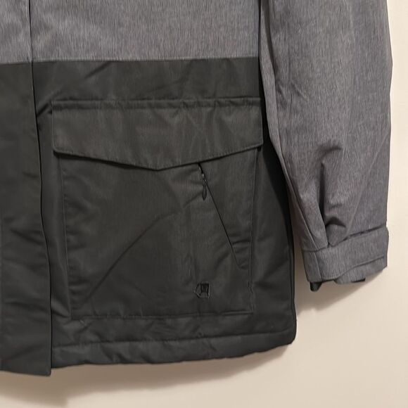 Grey and Black Liquid Ski Jacket Size Medium - Picture 3 of 11